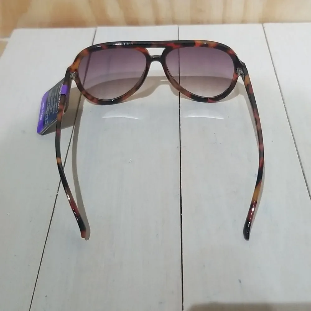 New, Unisex Sunglasses Foster Grant Brown Tort, 100% UVA-UVB Lens Protected